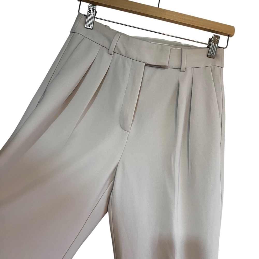 Babaton Cream Pleated Pants - Picture 3 of 14